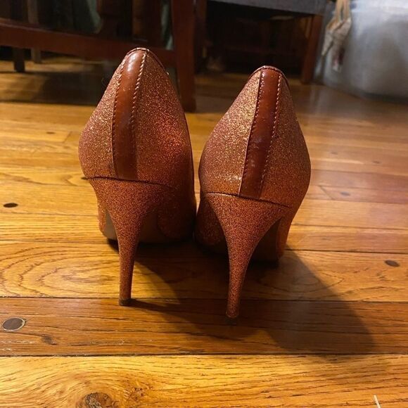 J Crew academia Rose gold glitter heels, sz 7.5, 3.5” heels - Picture 8 of 9